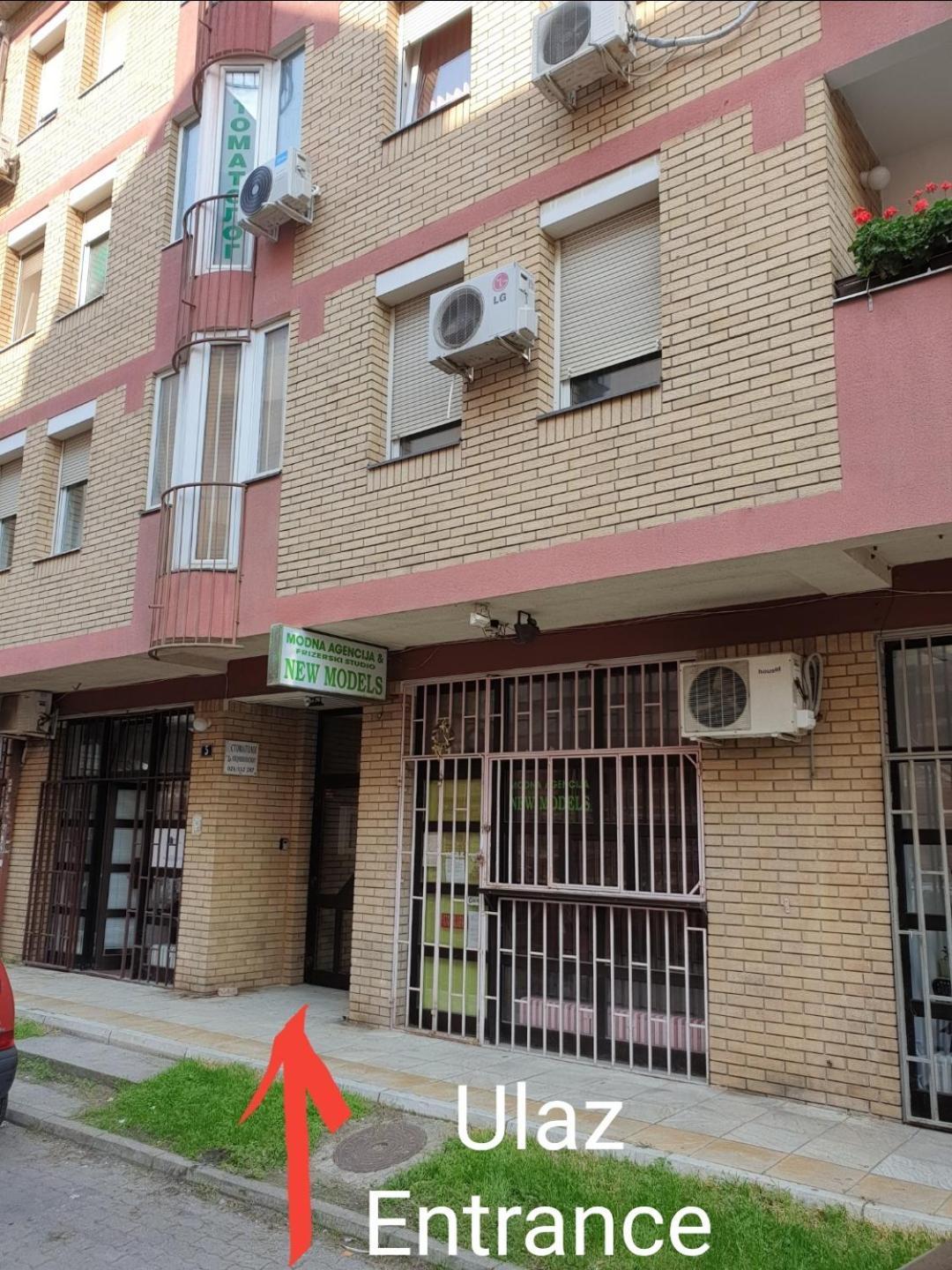 Podbara Centar Apartment Novi Sad Bagian luar foto